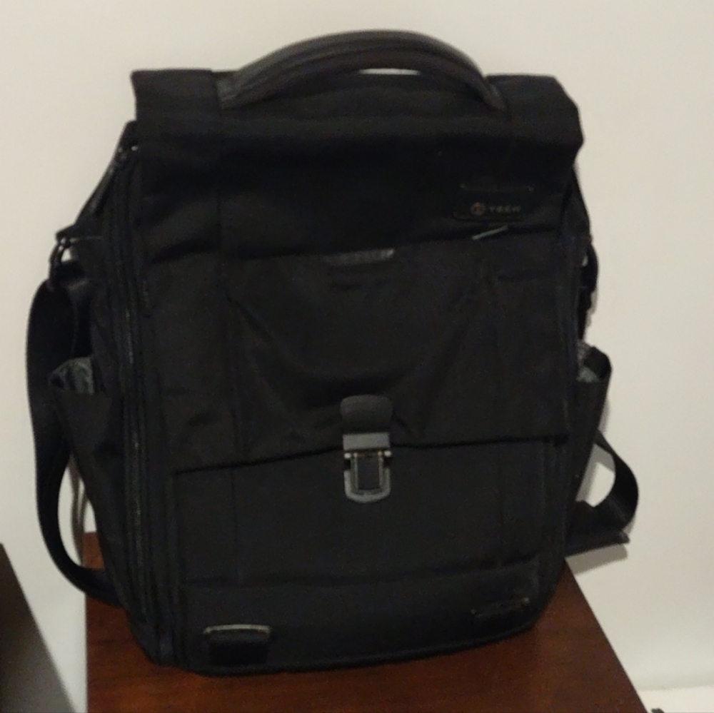 Tumi Backpack T-Tech Essential Gear Laptop Travel Commute Nylon 58689D